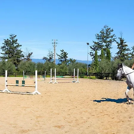 Hesse Farm Holiday Borgo Pinete